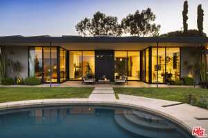 featured image of 3306 Deronda Dr