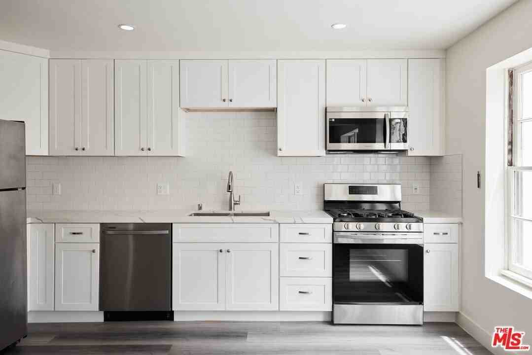 1151 Horn Ave Unit 1 #1 - Photo 3 of 11