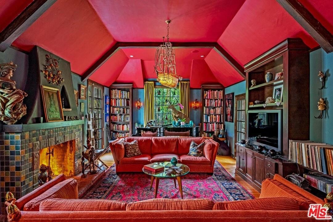 8066 Woodland Ln - Photo 2 of 17