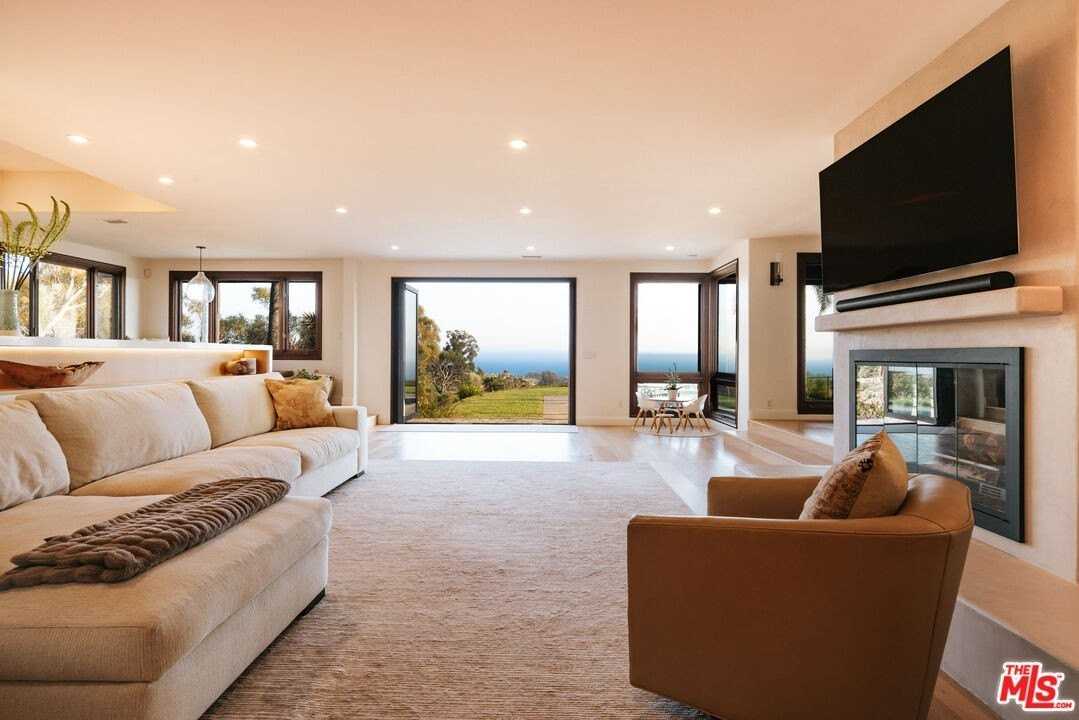 29660 Harvester Rd - Photo 7 of 45