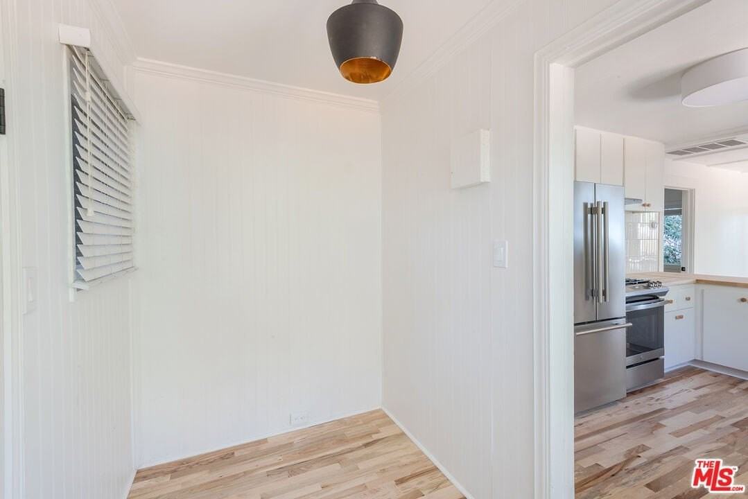 4013 Sunset Dr - Photo 5 of 15