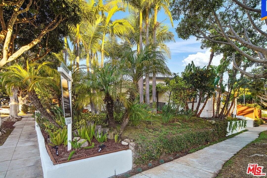 1102 Maple St - Photo 4 of 50