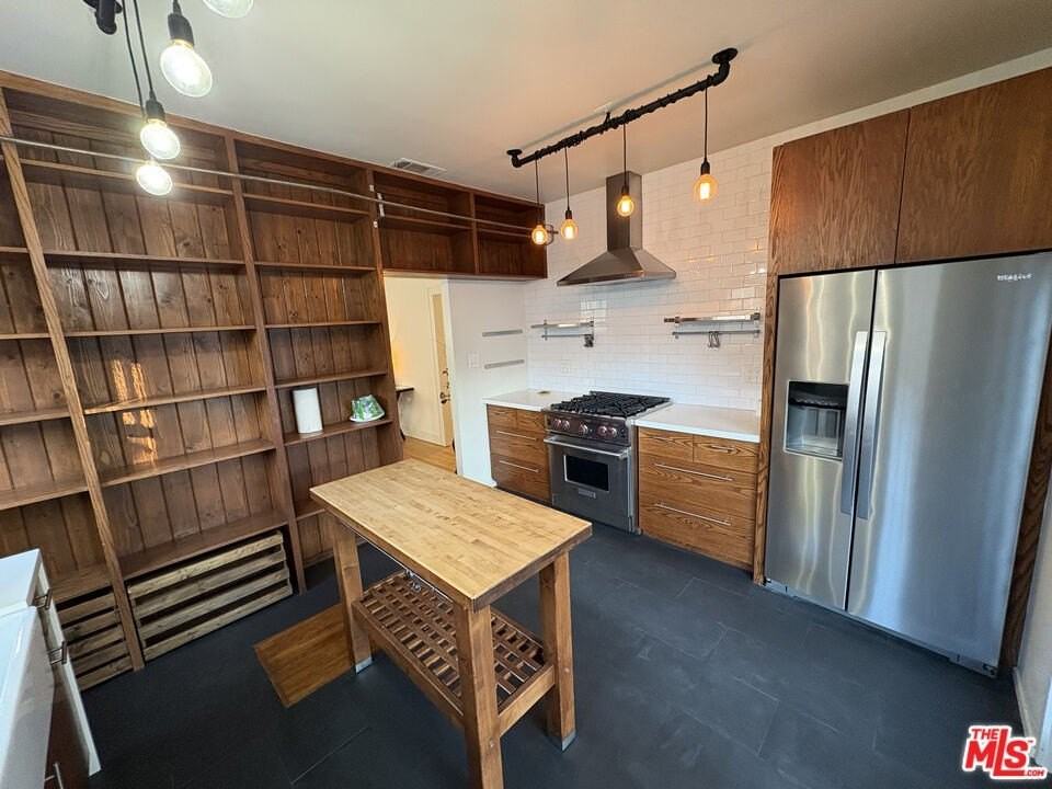 4181 Lincoln Ave - Photo 7 of 27