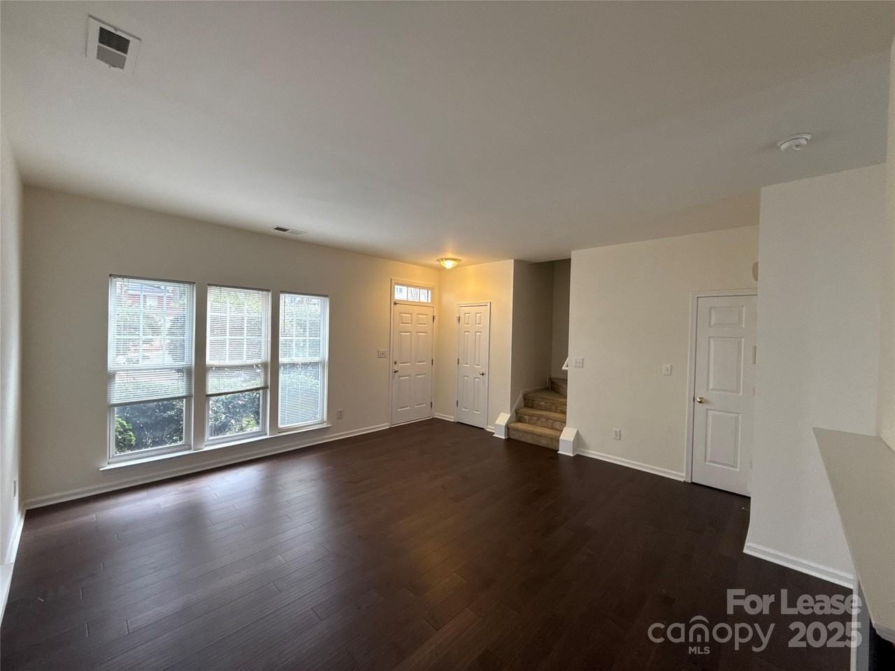 3038 Uxbridge Woods Ct - Photo 3 of 14