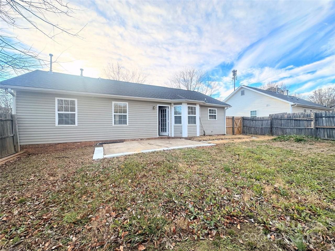 8415 Alicia Brittany Ln - Photo 3 of 15