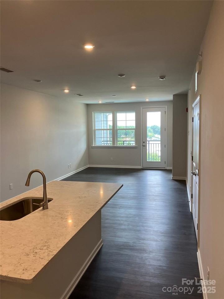 4455 Reed Creek Dr #304 - Photo 3 of 10