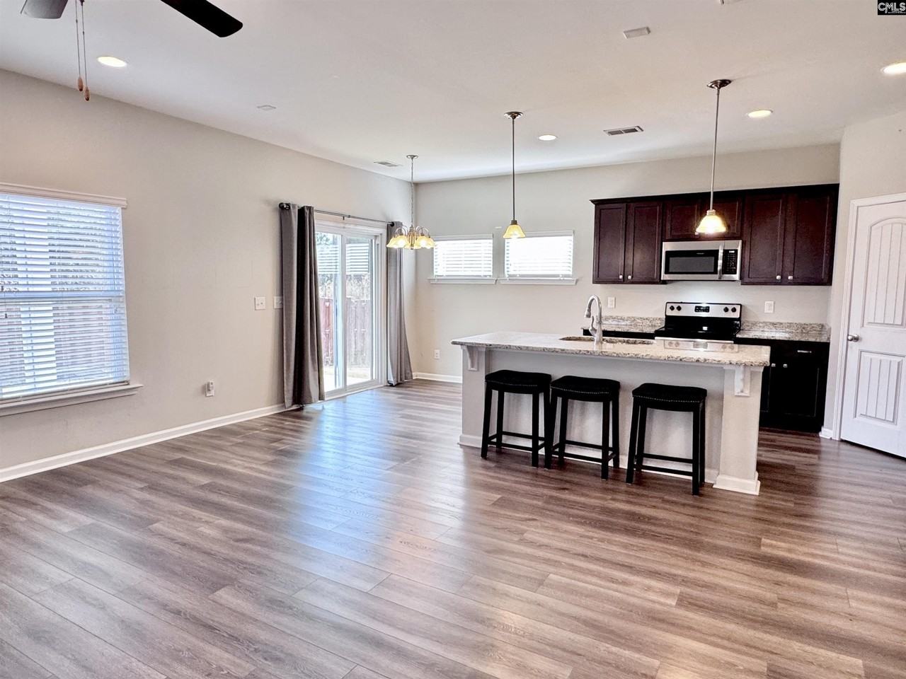 2014 Chipmunk Ln - Photo 2 of 27