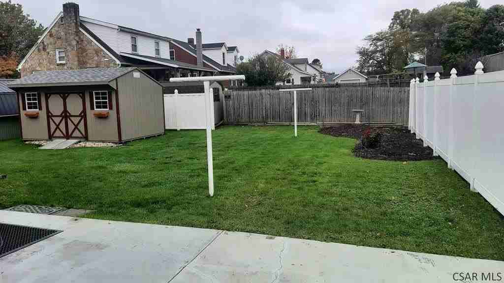 432 S Rosina Ave - Photo 2 of 9