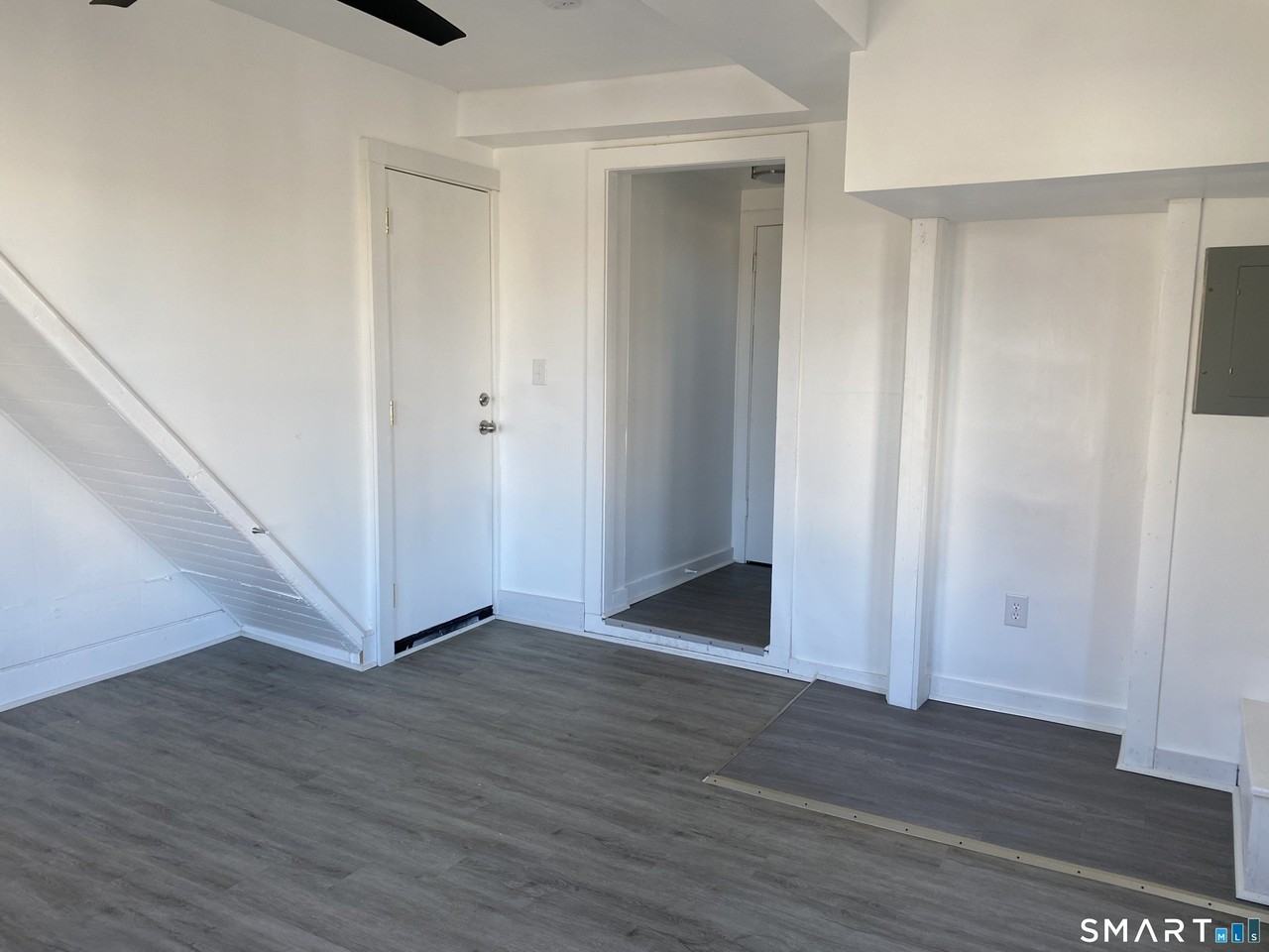 26 Prospect St #9 - Photo 5 of 12