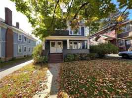 featured image of 953 West Blvd #1