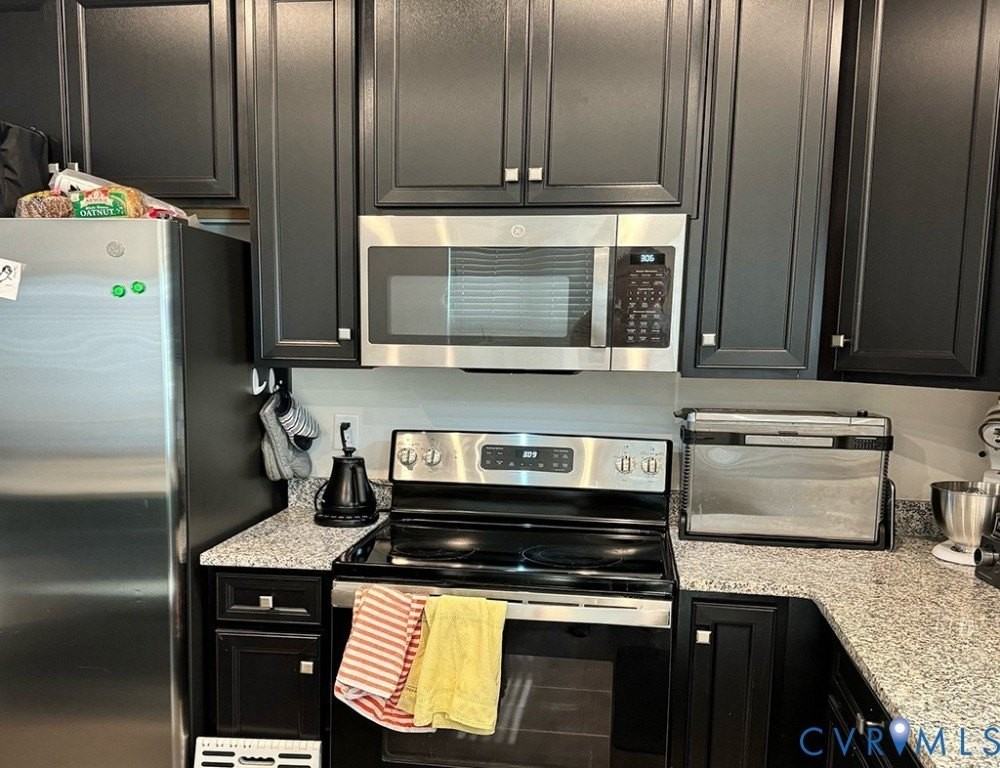 10945 Genito Square Dr - Photo 2 of 16