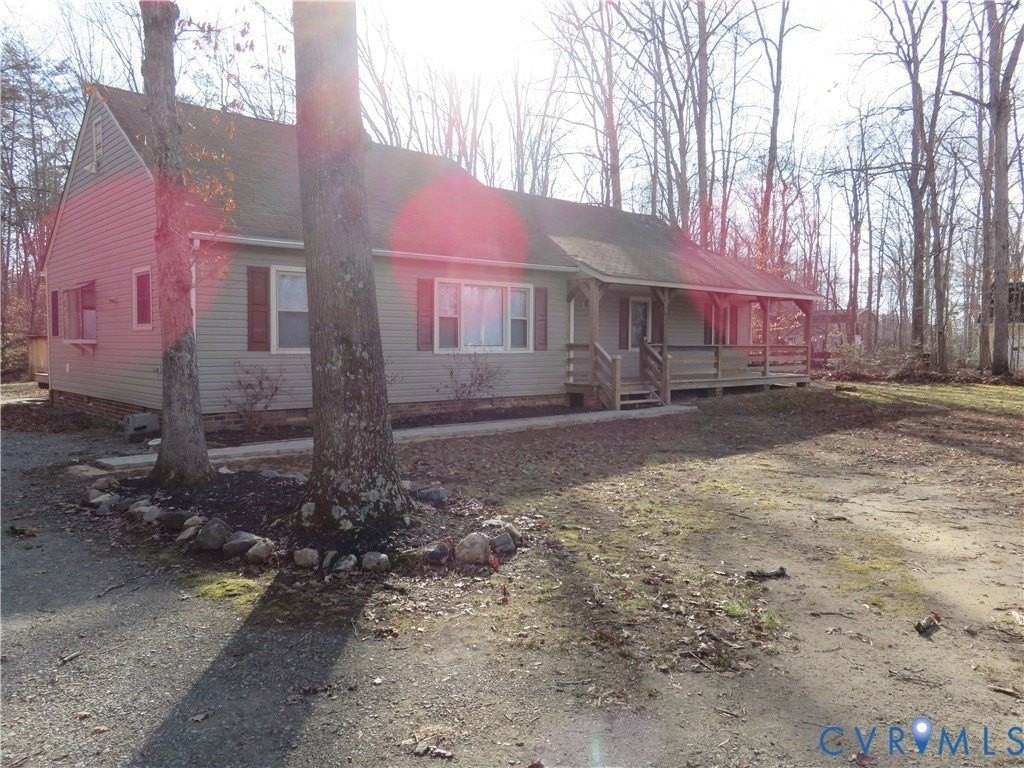 4261 Old Buckingham Rd - Photo 2 of 23