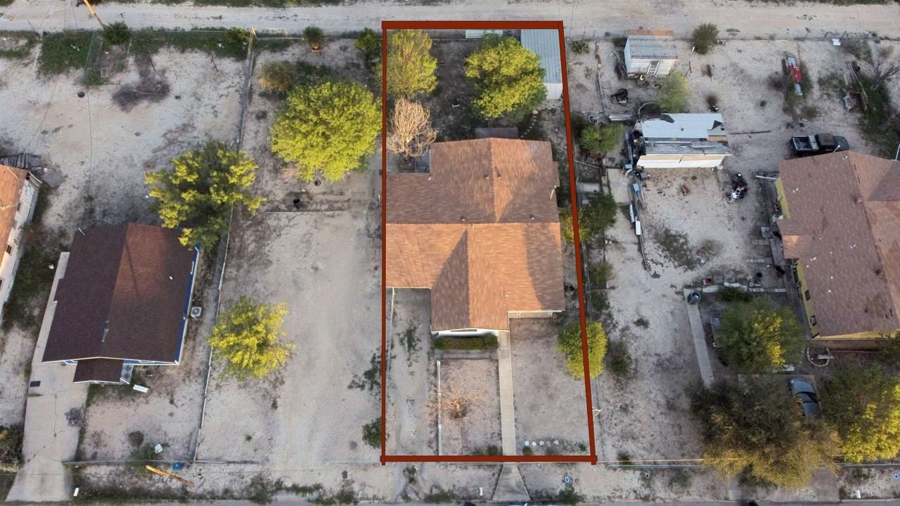 405 E Bowie St - Photo 6 of 19