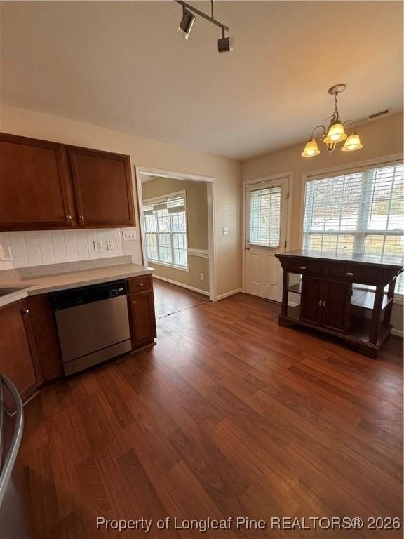 161 Fairfield Cir - Photo 7 of 20