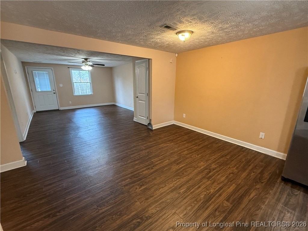 3272 Dorian Rd - Photo 5 of 16