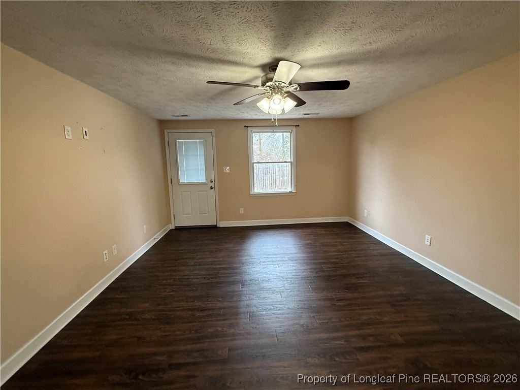 3272 Dorian Rd - Photo 6 of 16