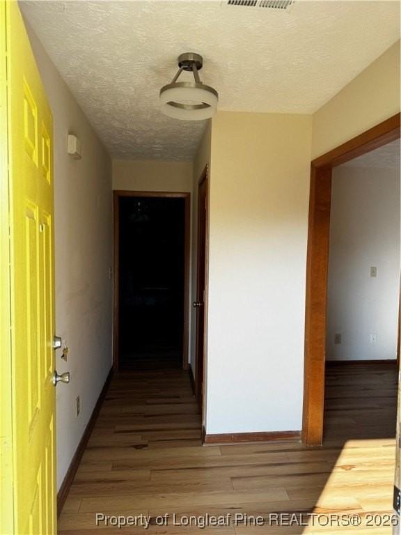 7820 Loxley Dr - Photo 2 of 33