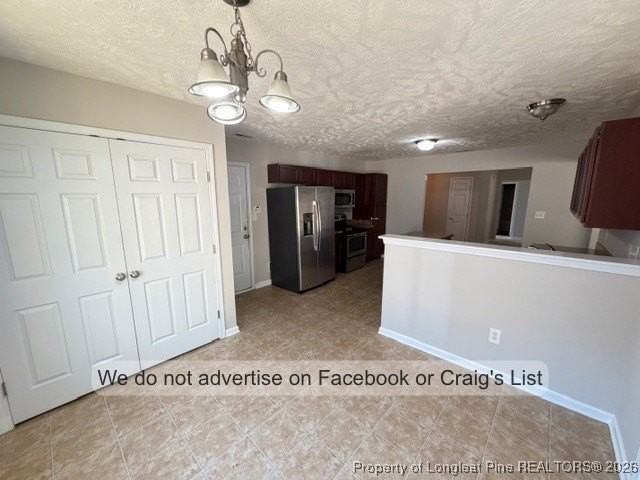 141 Roanoke Dr - Photo 5 of 14