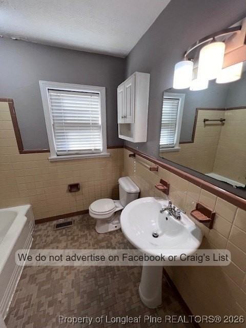 5426 Palm Cir - Photo 6 of 9