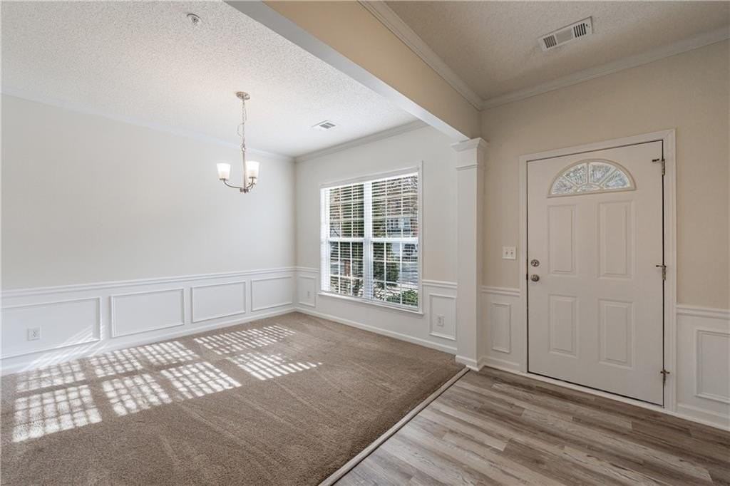 2819 Ashleigh Ln - Photo 7 of 41