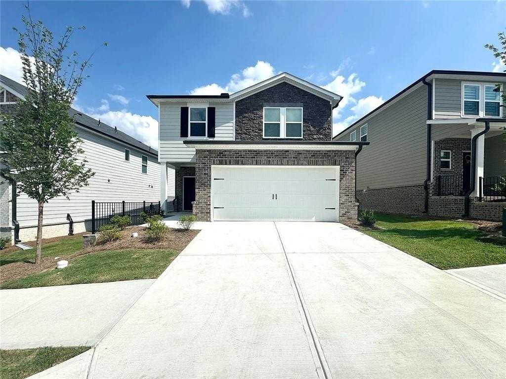 2327 Whitworth St - Photo 2 of 20