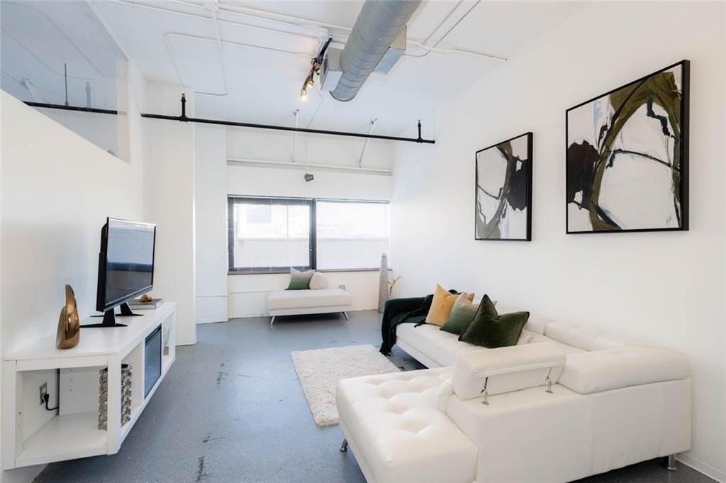 120 Ralph Mcgill Blvd Ne Apt 507 #507 - Photo 6 of 7