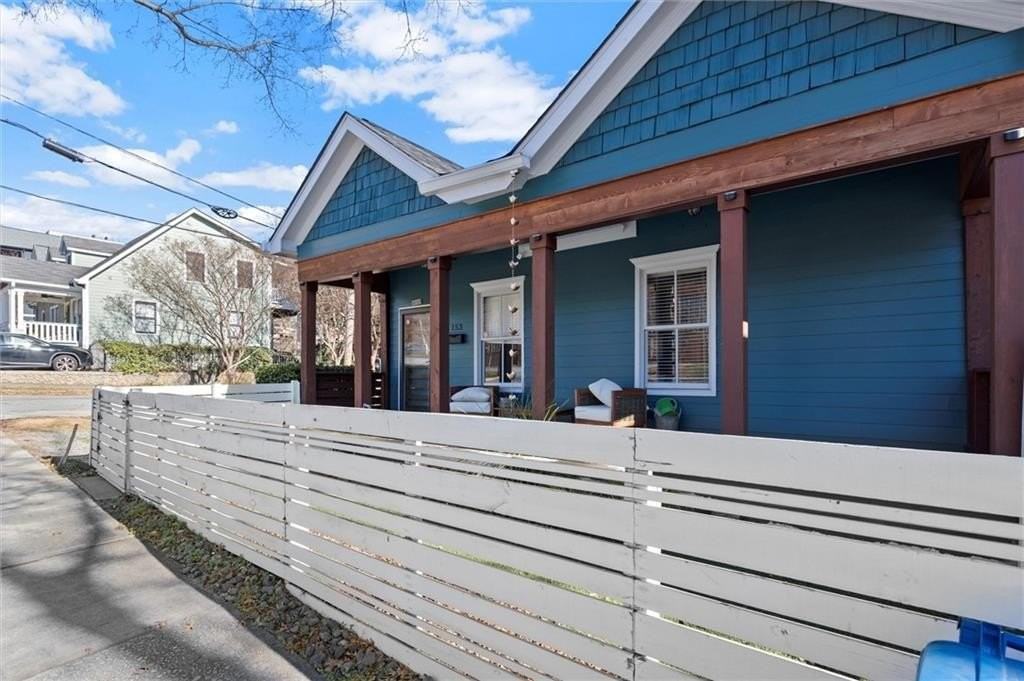 153 Randolph St Ne Unit A #A - Photo 2 of 26