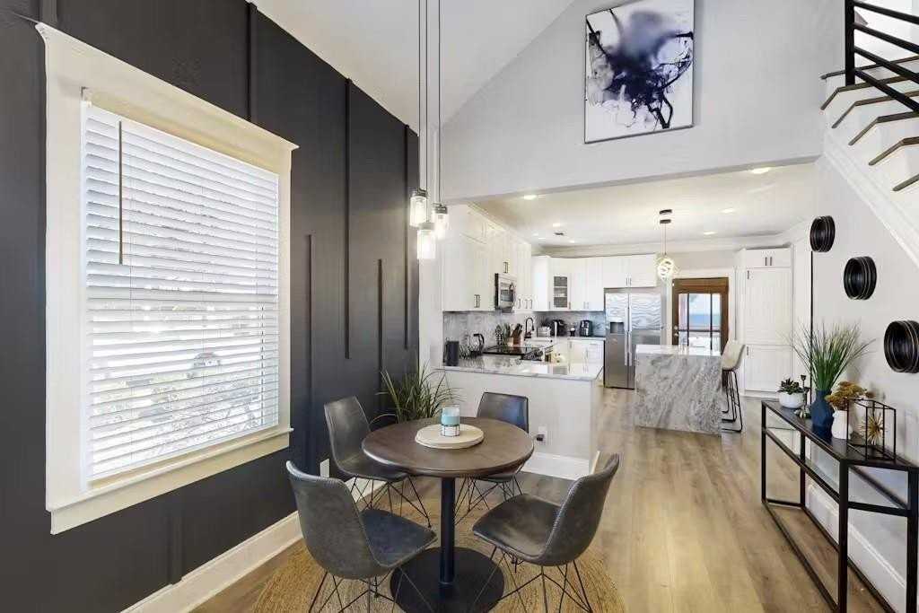 153 Randolph St Ne Unit A #A - Photo 7 of 26