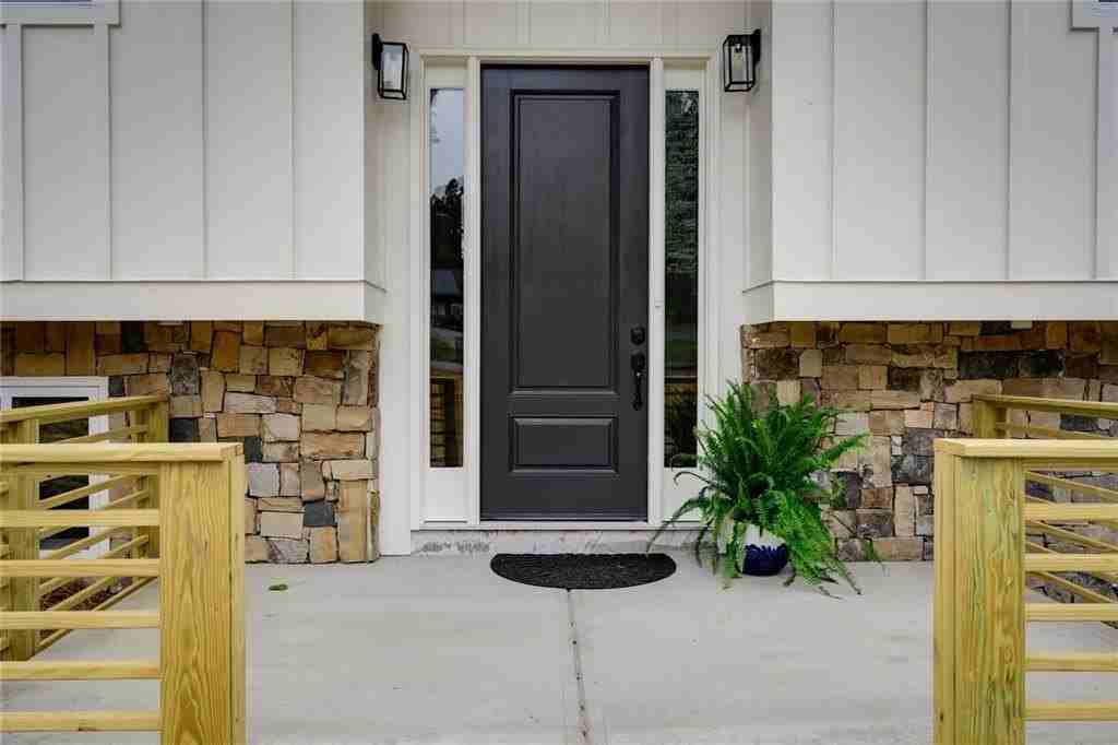 2295 Brandon Ct Ne - Photo 2 of 43