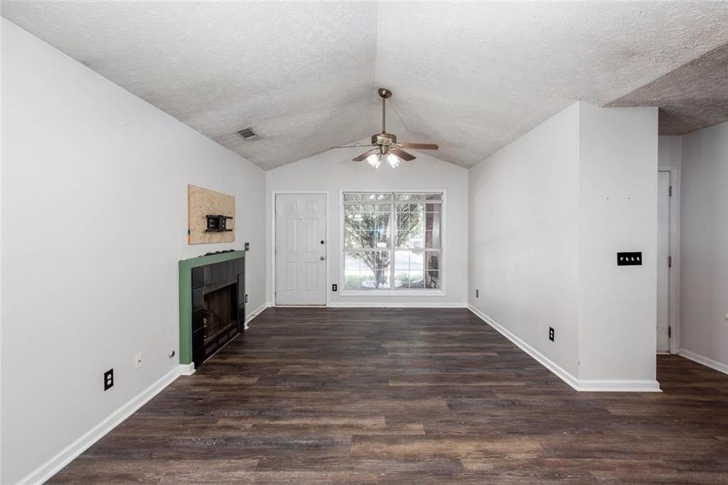 1092 Britley Park Ln - Photo 3 of 26