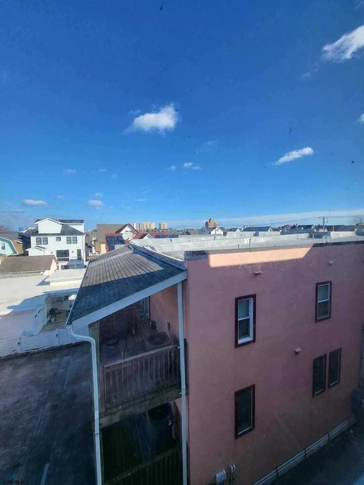 6215 Ventnor Ave - Photo 2 of 24