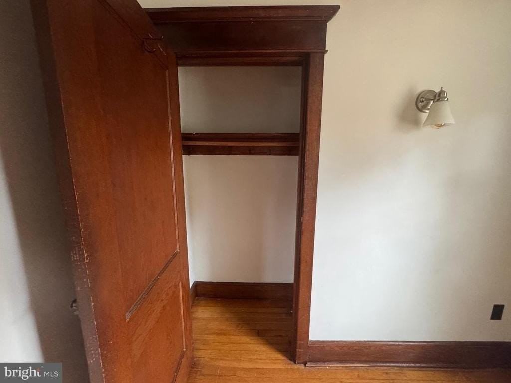 307 Edgewood Ave #2ndFL - Photo 6 of 16