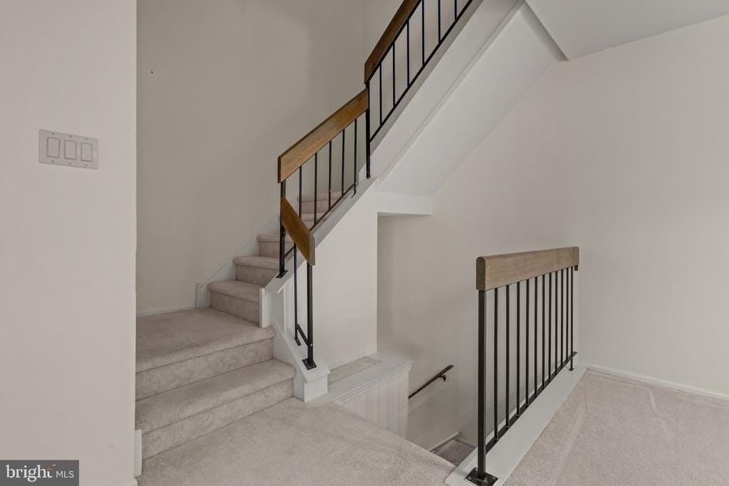 616 Society Pl - Photo 3 of 23