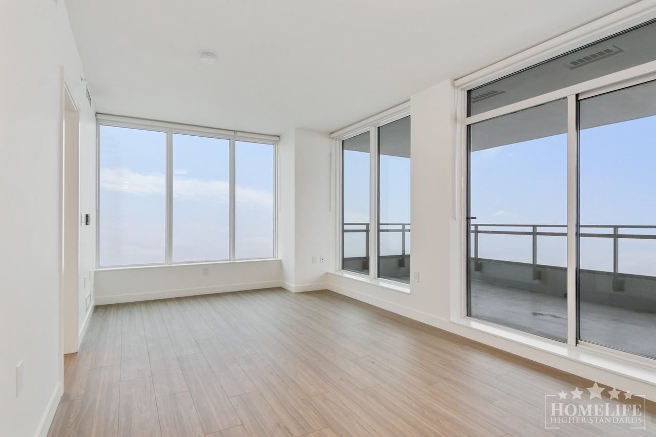 13675 107a Ave - 2908 - 2908 #2908 - Photo 2 of 20