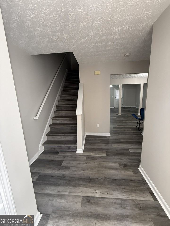 3483 Waldrop Trl - Photo 2 of 11