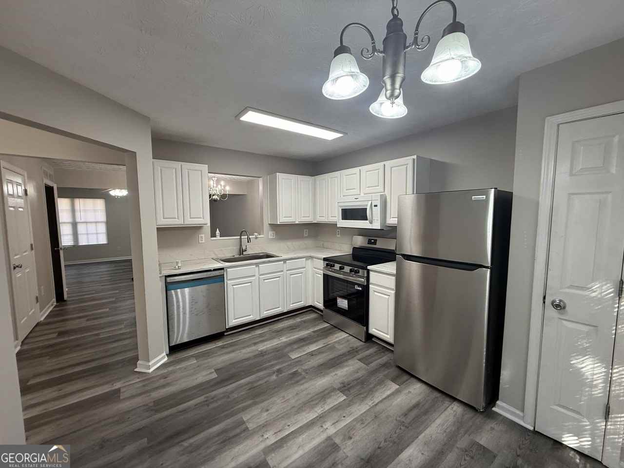 3483 Waldrop Trl - Photo 3 of 11