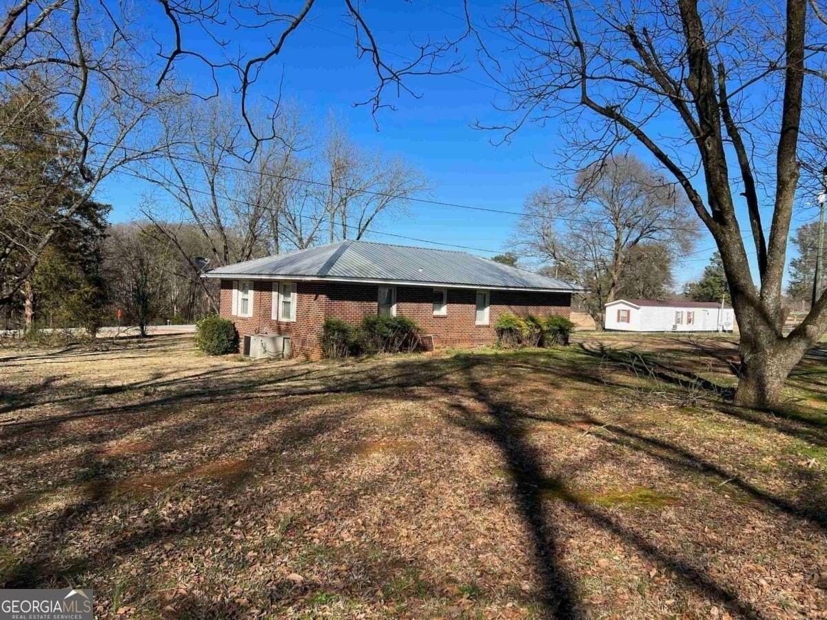 60 Azalea Dr - Photo 6 of 7