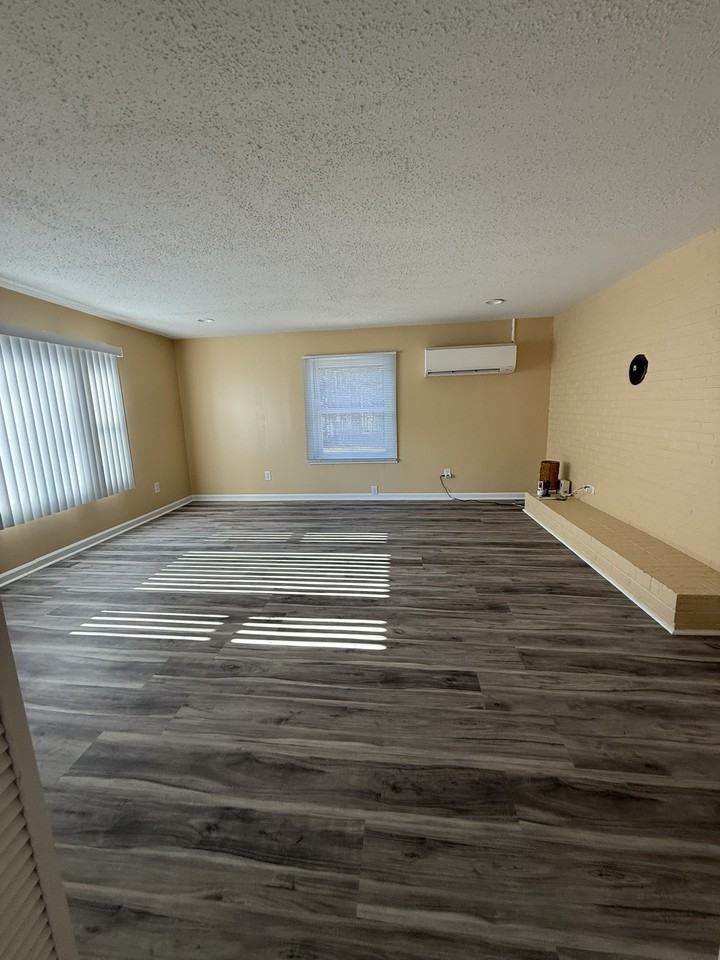 278 Thomas Mock Rd #1 - Photo 3 of 9