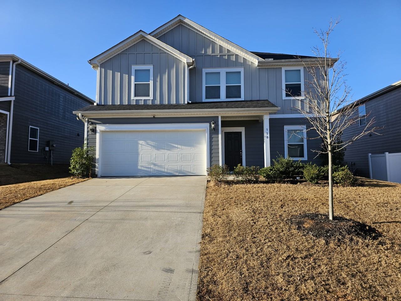 558 Laxton Rd #1 - Photo 6 of 29