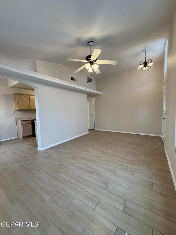 13098 Oscar Chacon - Photo 3 of 13