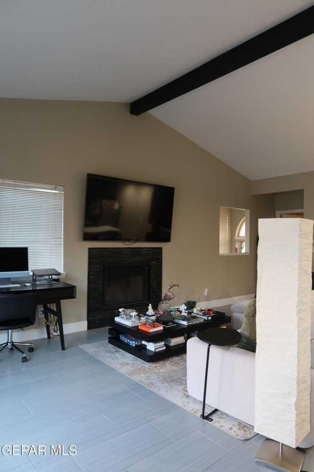 4614 N Stanton St Apt G49 #G49 - Photo 2 of 15