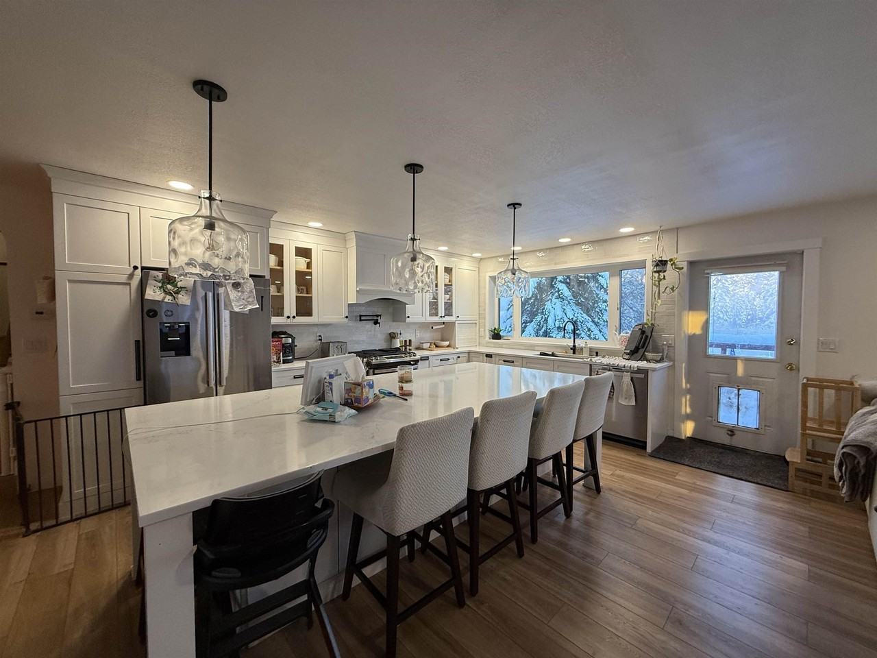 2514 Riverview Dr - Photo 4 of 21