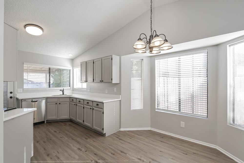 10231 E Calle Del Este - Photo 5 of 16