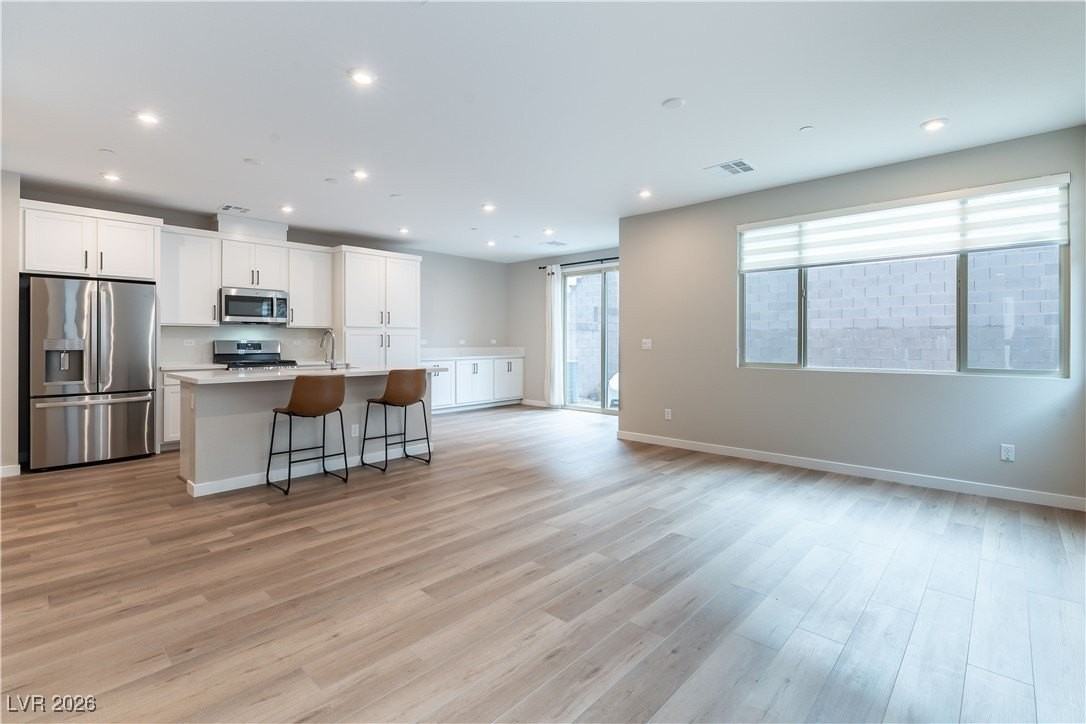 11947 Glide Reflection Ave - Photo 6 of 17