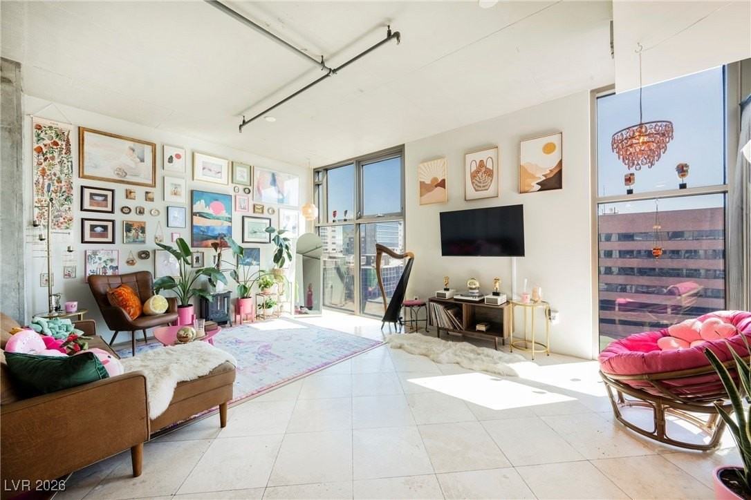 353 E Bonneville Ave #753 - Photo 3 of 50