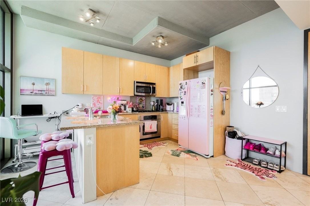 353 E Bonneville Ave #753 - Photo 6 of 50