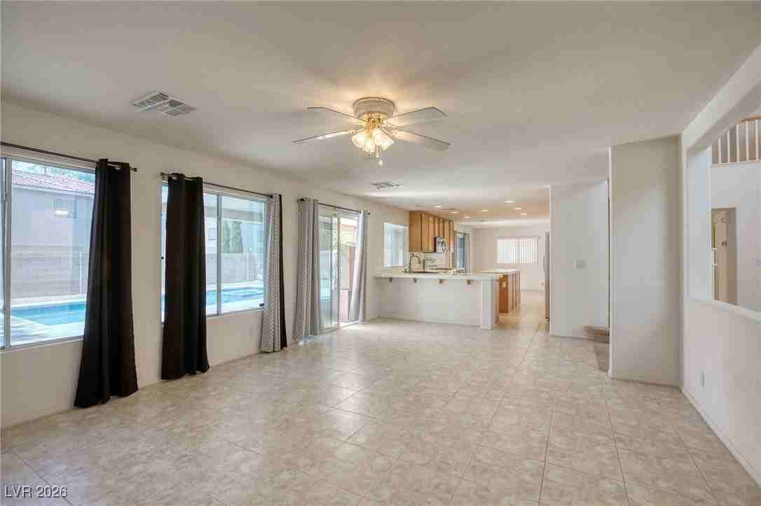 6519 Giant Oak St - Photo 6 of 26