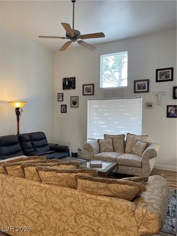 1401 Beaver Spring St - Photo 7 of 18