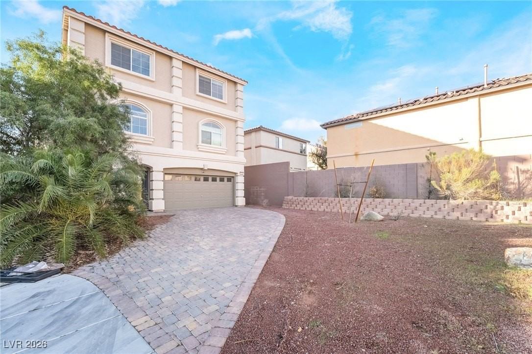 5793 Rolling Dale Ave - Photo 2 of 41