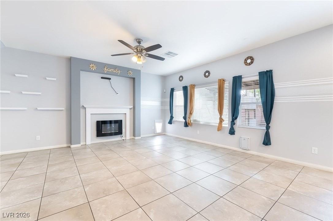 5793 Rolling Dale Ave - Photo 7 of 41